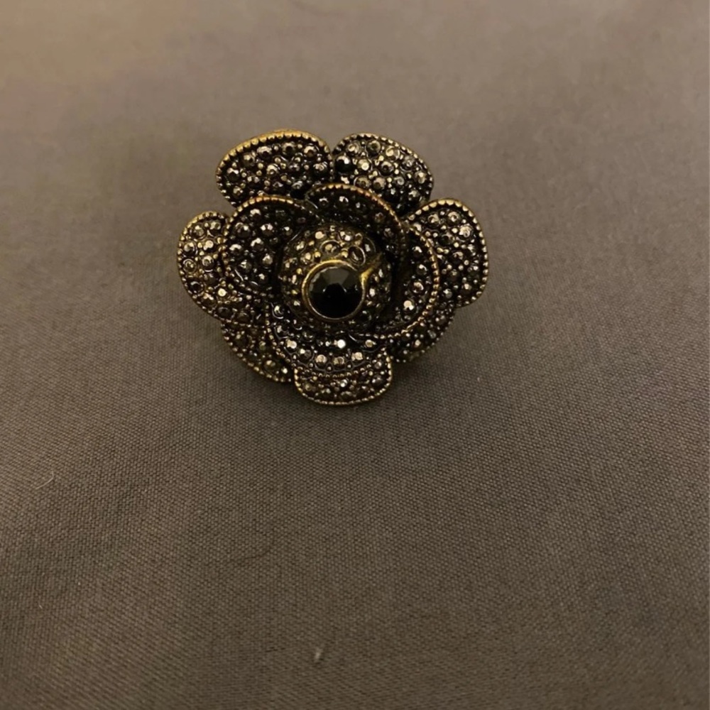 Cocktail ring.